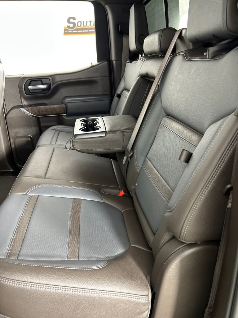 Used 2021 Black GMC Denali image 18