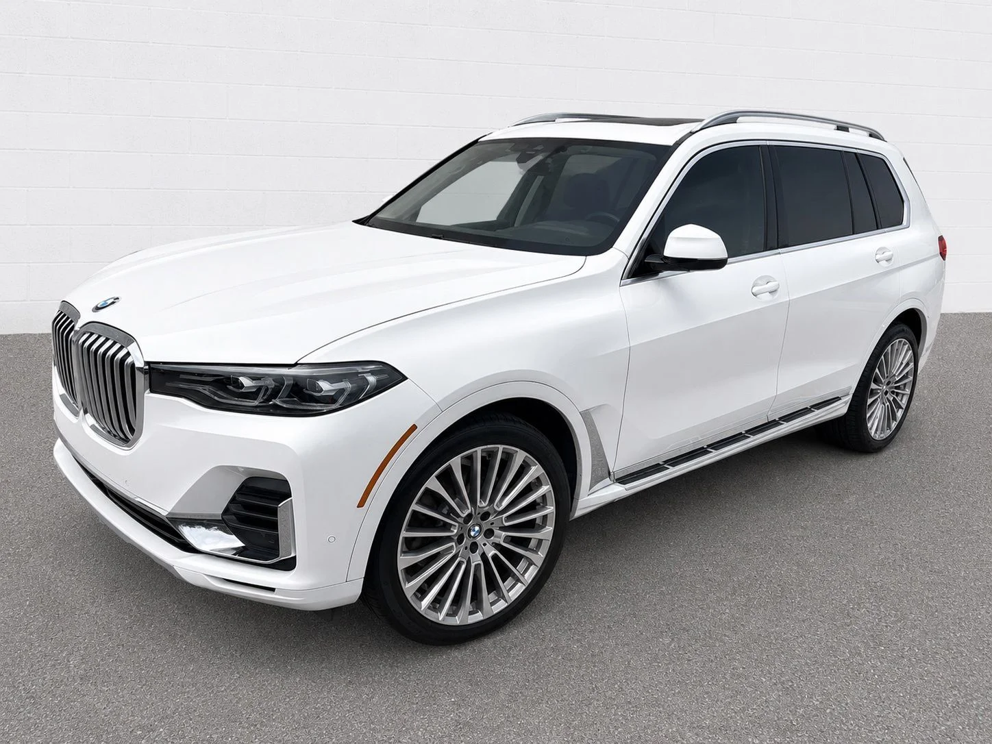 2020 BMW X7 xDrive40i's photo