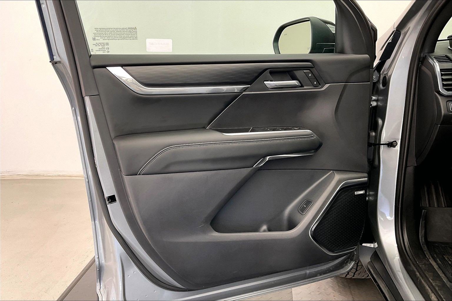 2026 GMC Acadia Elevation - Photo 12