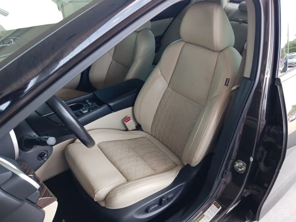 Used 2017 Brown Nissan Platinum image 20