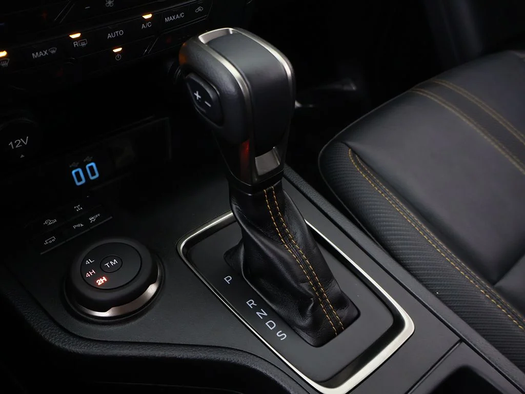 Used 2022 Shadow Black Ford Lariat image 57