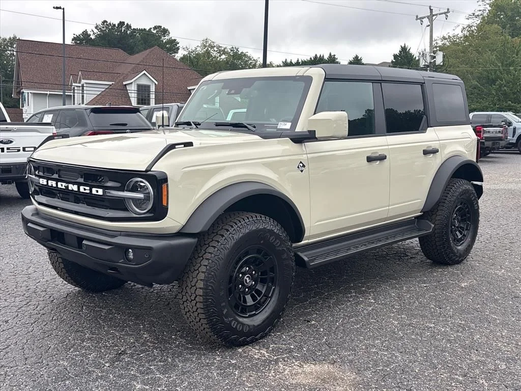 New 2026 Desert Sand Ford Outer Banks® image 3