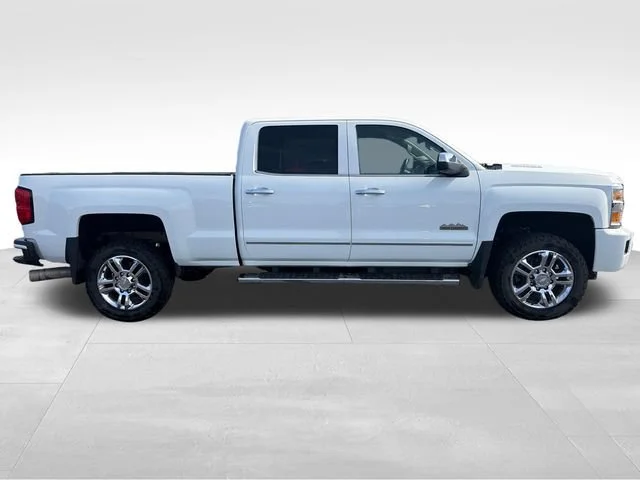 Used 2015 SUMMIT WHITE Chevrolet High Country image 8