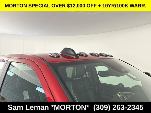 New 2026 Molten Red Pearl-Coat Exterior Paint Ram Laramie image 44