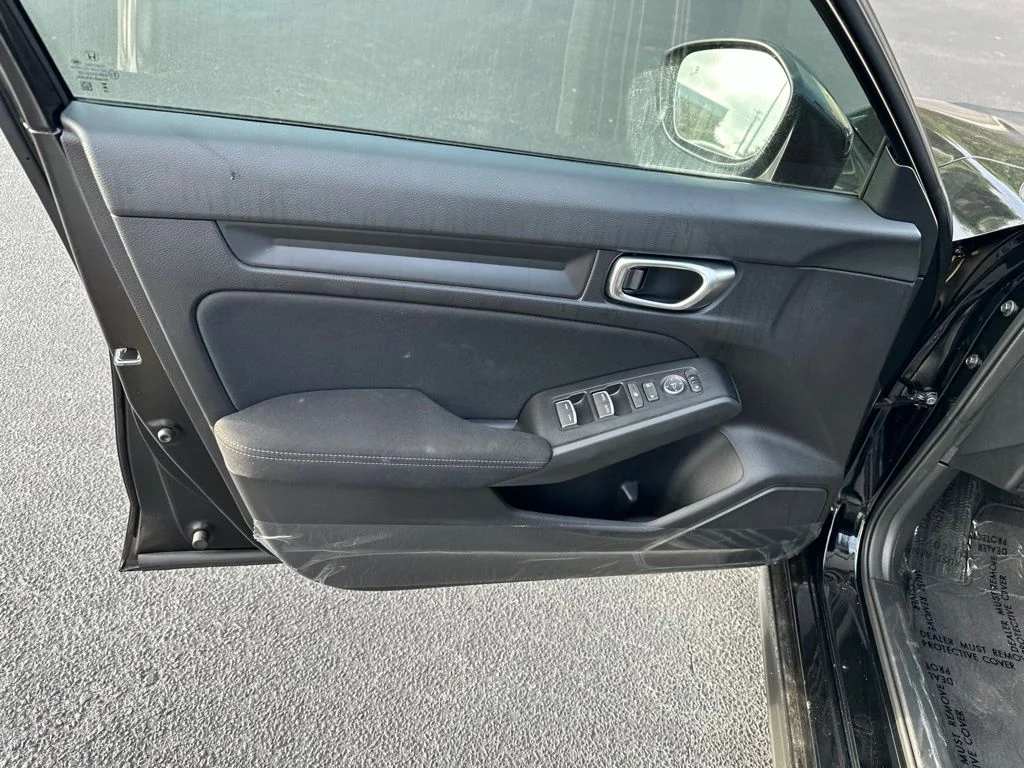 2026 Honda Civic Hatchback Sport - Photo 19