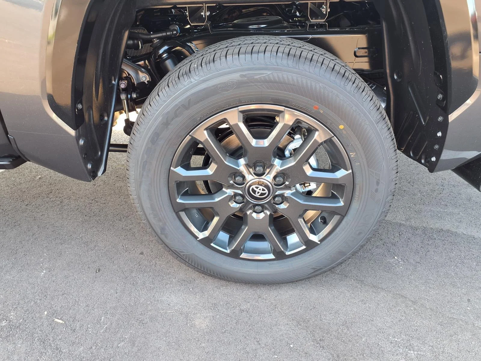 New 2026 Magnetic Gray Metallic Toyota  Platinum image 15