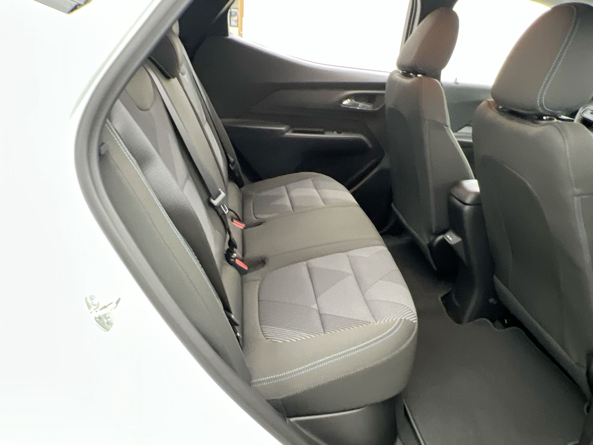 2027 Chevrolet Bolt LT - Photo 82