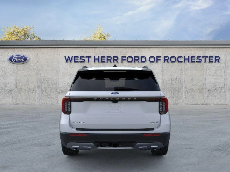 Used 2026 Space White Metallic Ford Active image 6