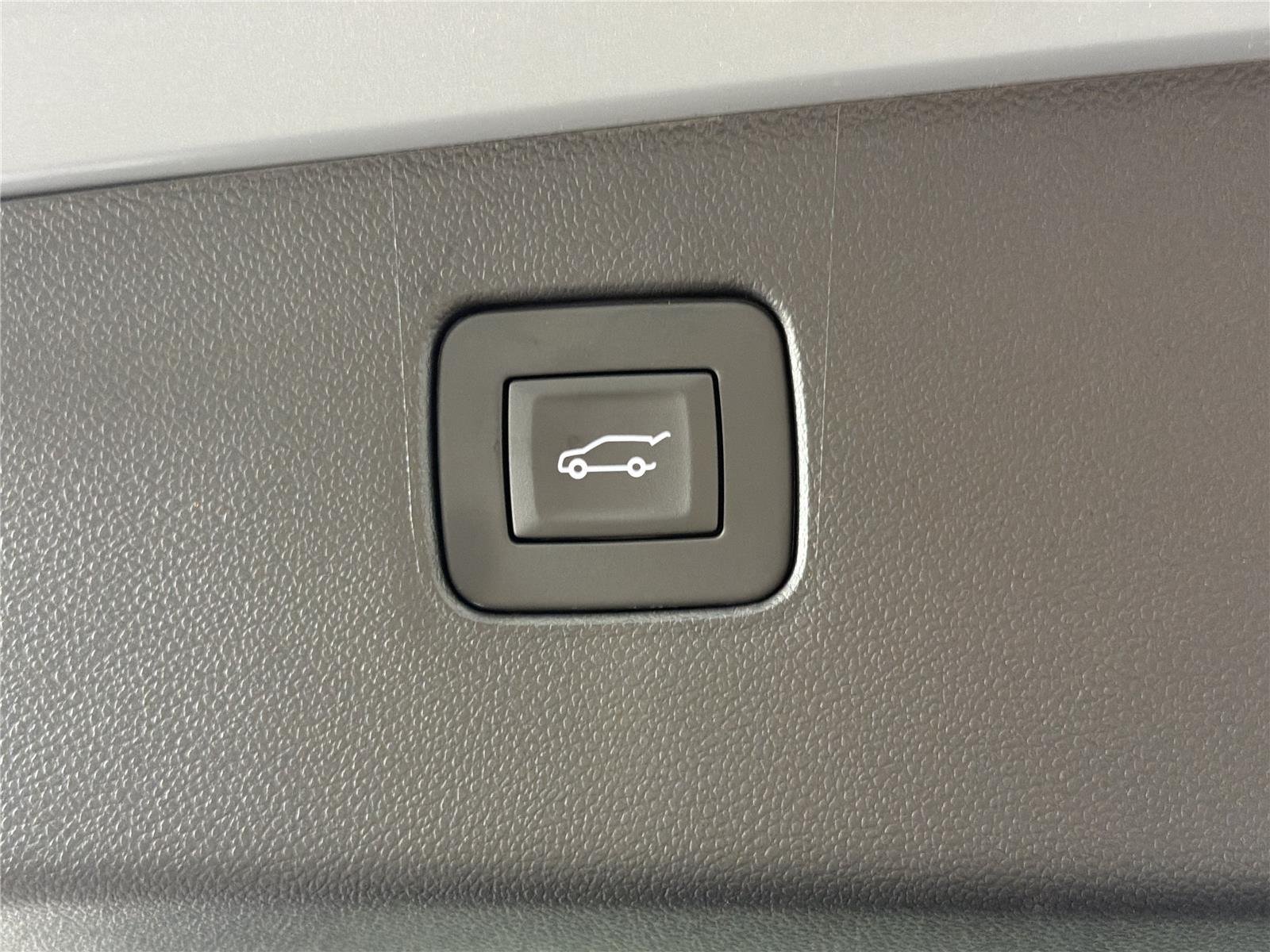 New 2026 Moonstone Gray Metallic Buick Preferred image 17