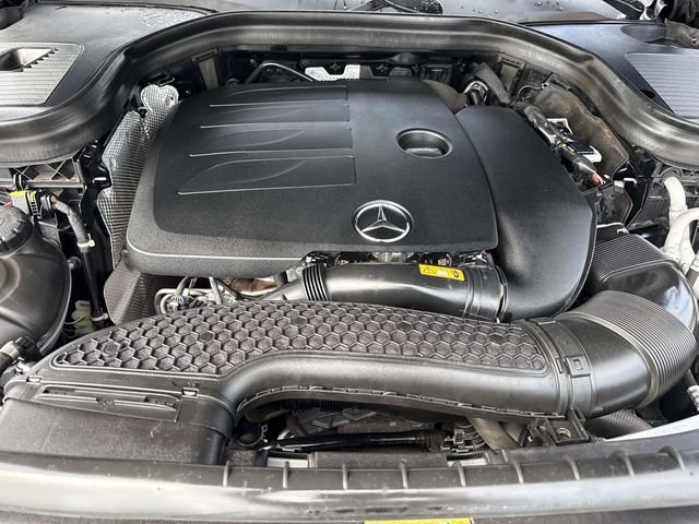 Used 2021 Black Mercedes-Benz GLC 300 image 13