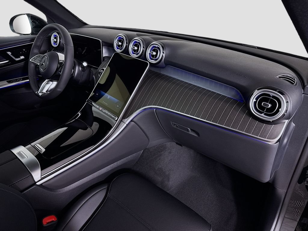 New 2026 Black Mercedes-Benz GLC 300 image 30