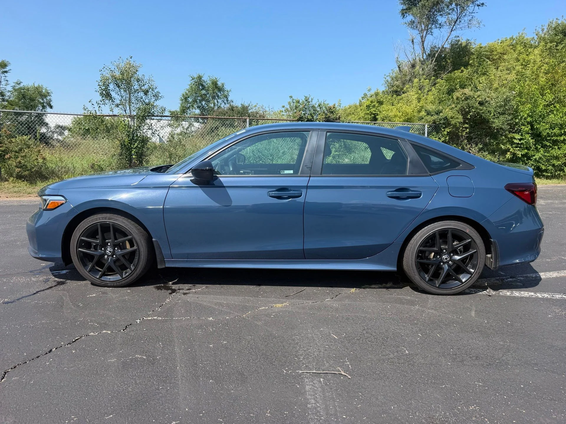 Used 2026 Blue Honda Sport image 9