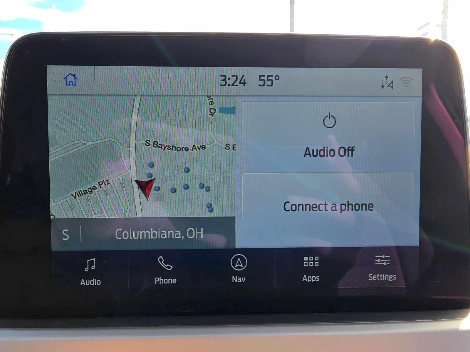 Used 2022 Oxford White Ford SE image 18