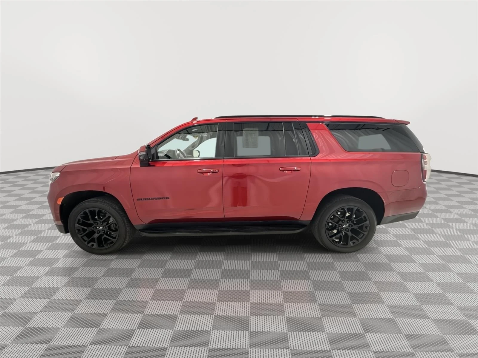 Used 2024 Chevrolet Suburban RST with VIN 1GNSKEKD5RR283947 for sale in Alexandria, Minnesota