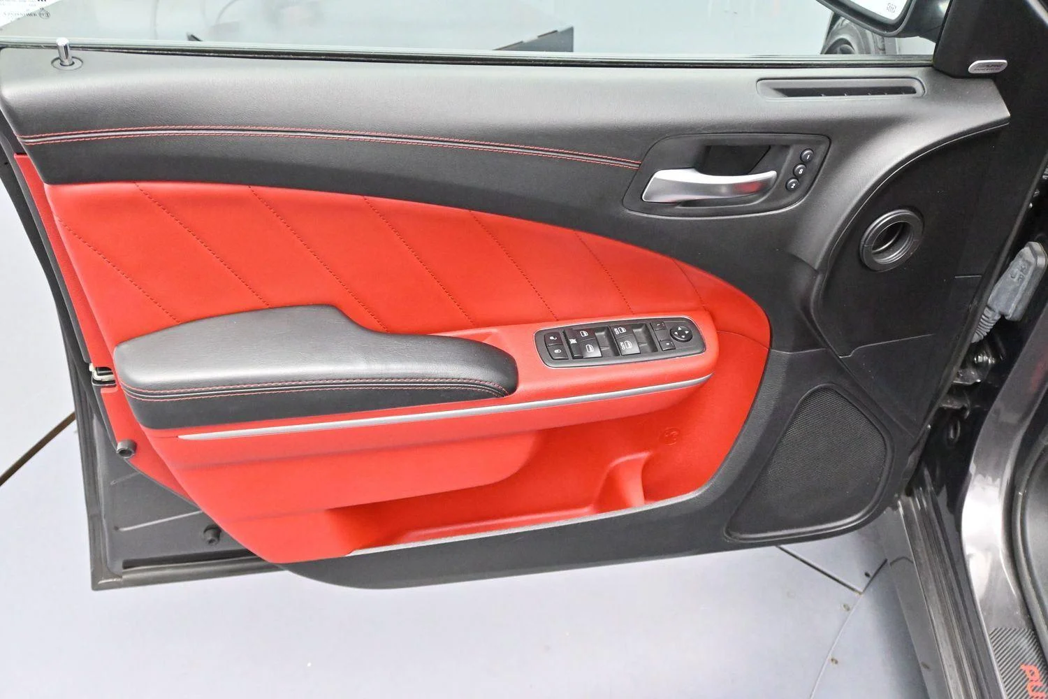 Used 2021 Granite Pearlcoat Dodge Scat Pack image 9