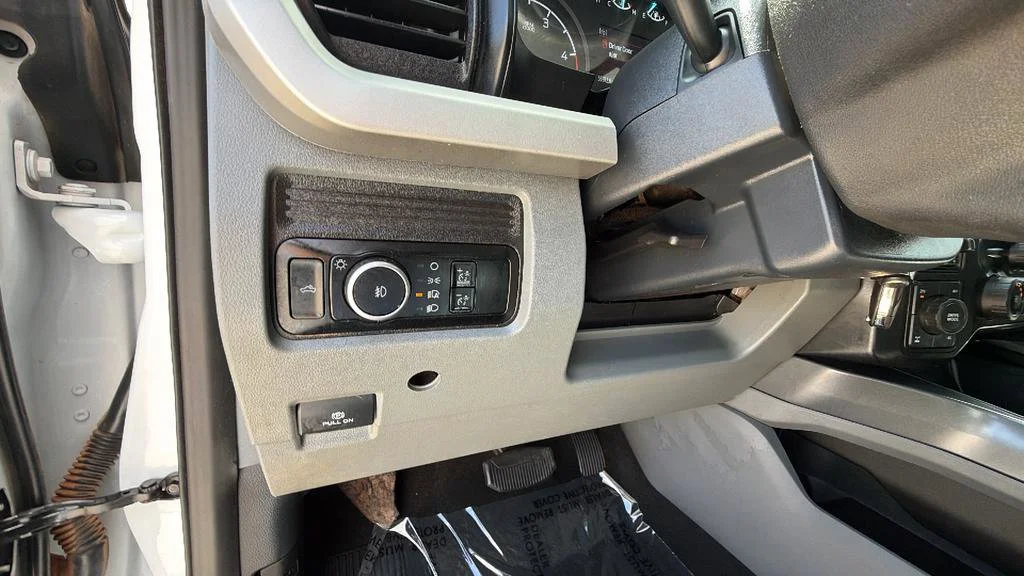 Used 2024 White Ford XLT image 20