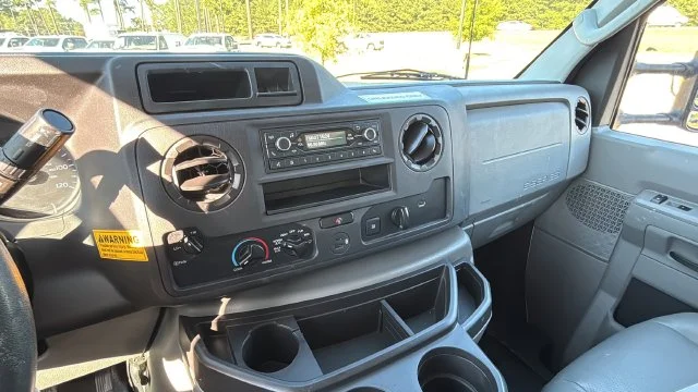 Used 2024 White Ford Base image 27