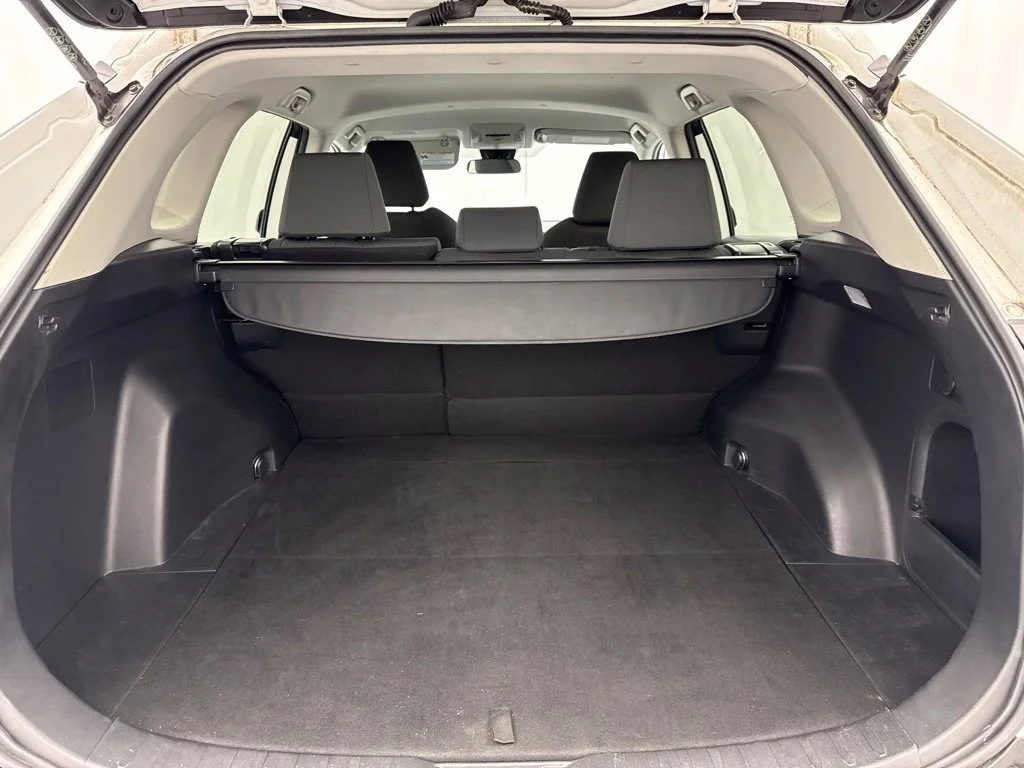 Used 2021 Super White Toyota XLE image 8