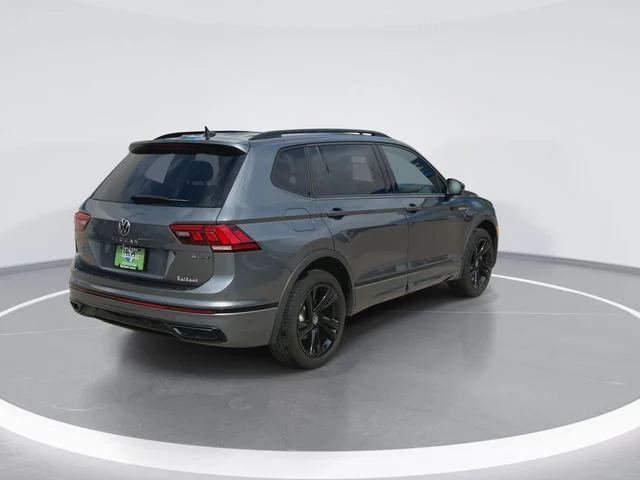 Used 2024 Gray Volkswagen 2.0T SE R-Line Black image 9