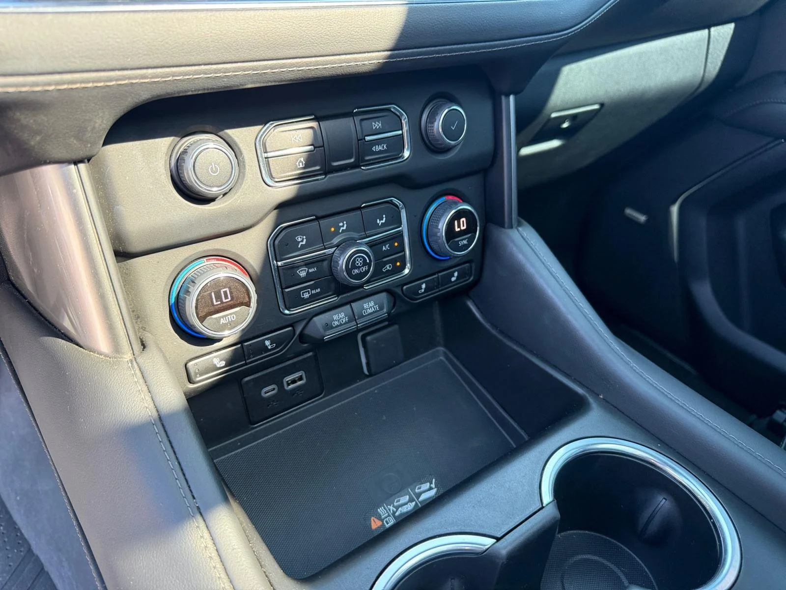 Used 2023 Summit White Chevrolet Z71 image 12
