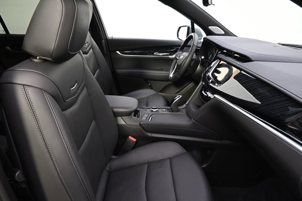 2025 Cadillac XT6 Premium Luxury - Photo 16