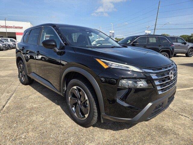 Used 2025 Super Black Nissan SV image 7