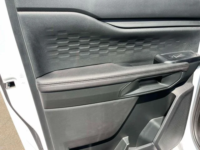 New 2026 Oxford White Ford XLT image 16