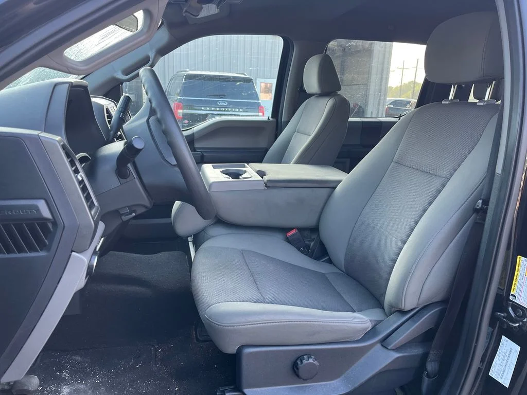 Used 2022 Black Ford XL image 7