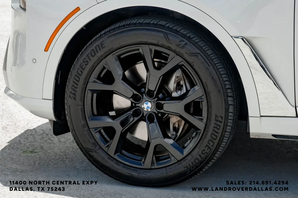 Used 2023 Mineral White Metallic BMW xDrive40i image 61