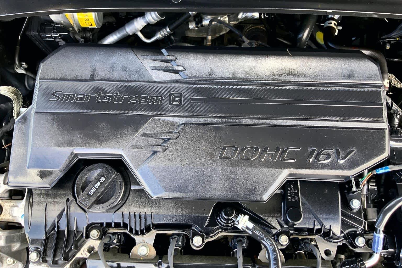 Used 2024 Abyss Black Hyundai SEL image 32
