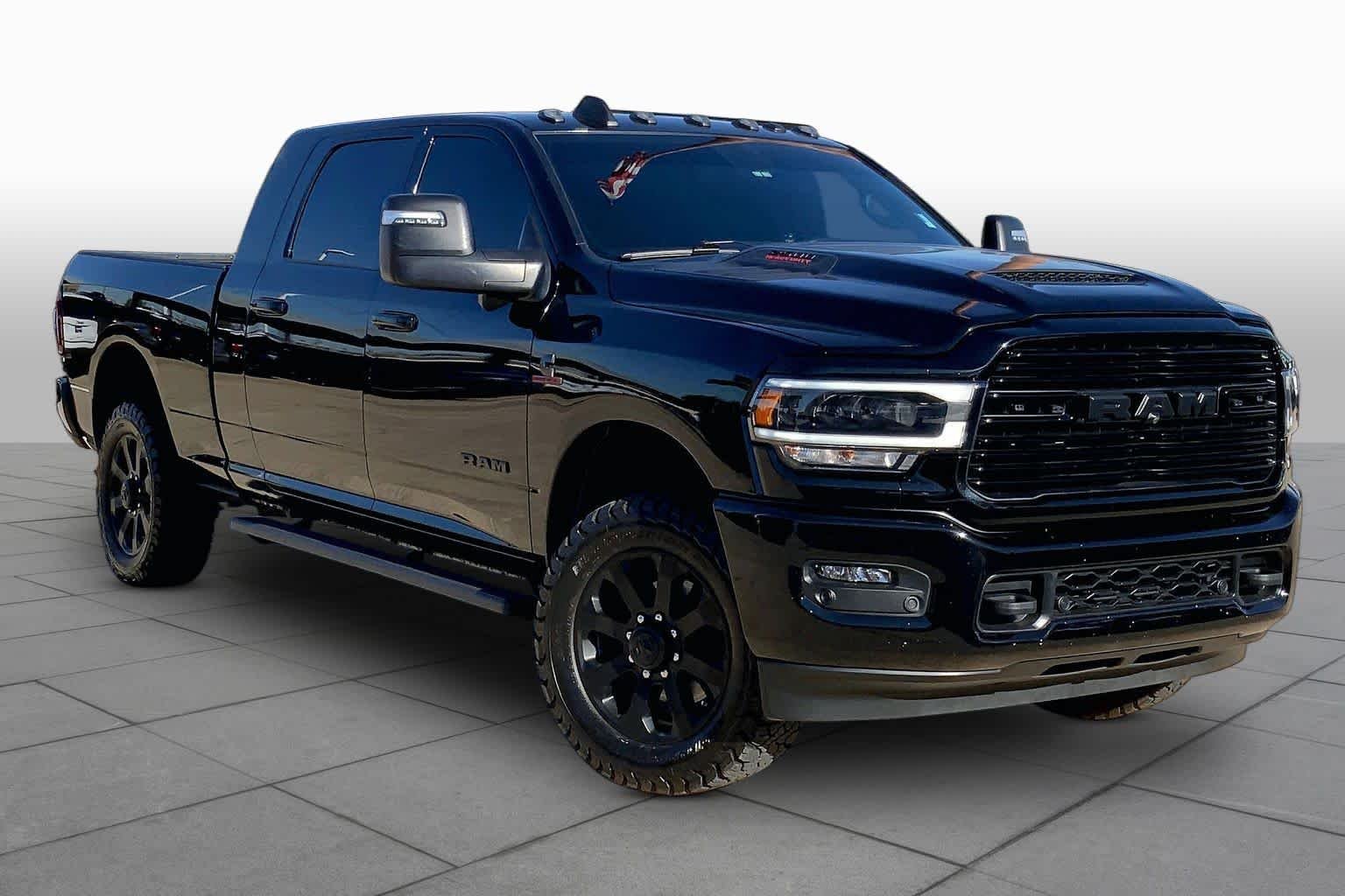 Used 2024 Diamond Black Crystal Pearlcoat Ram Laramie image 3