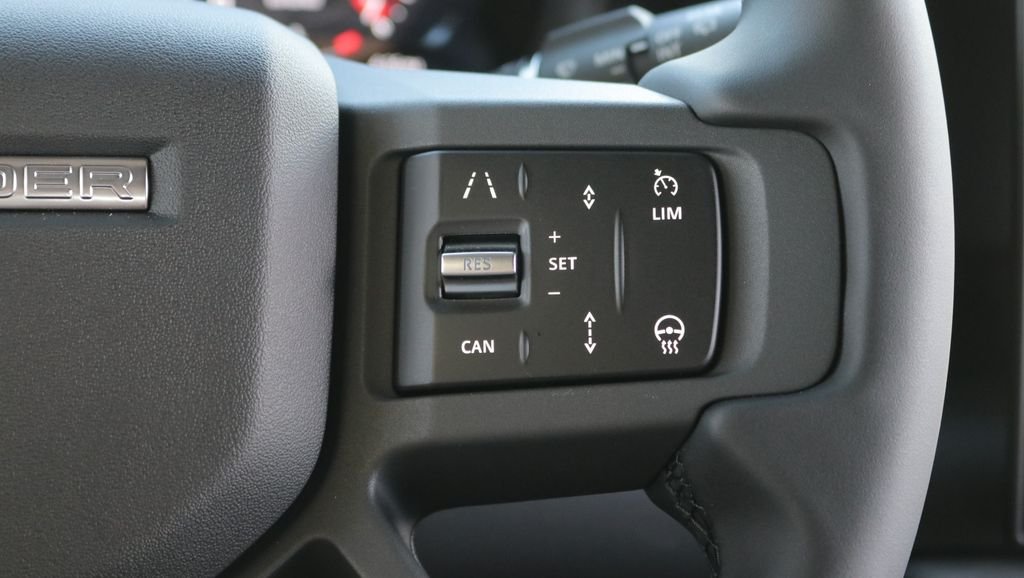 New 2026 Santorini Black Land Rover S image 20