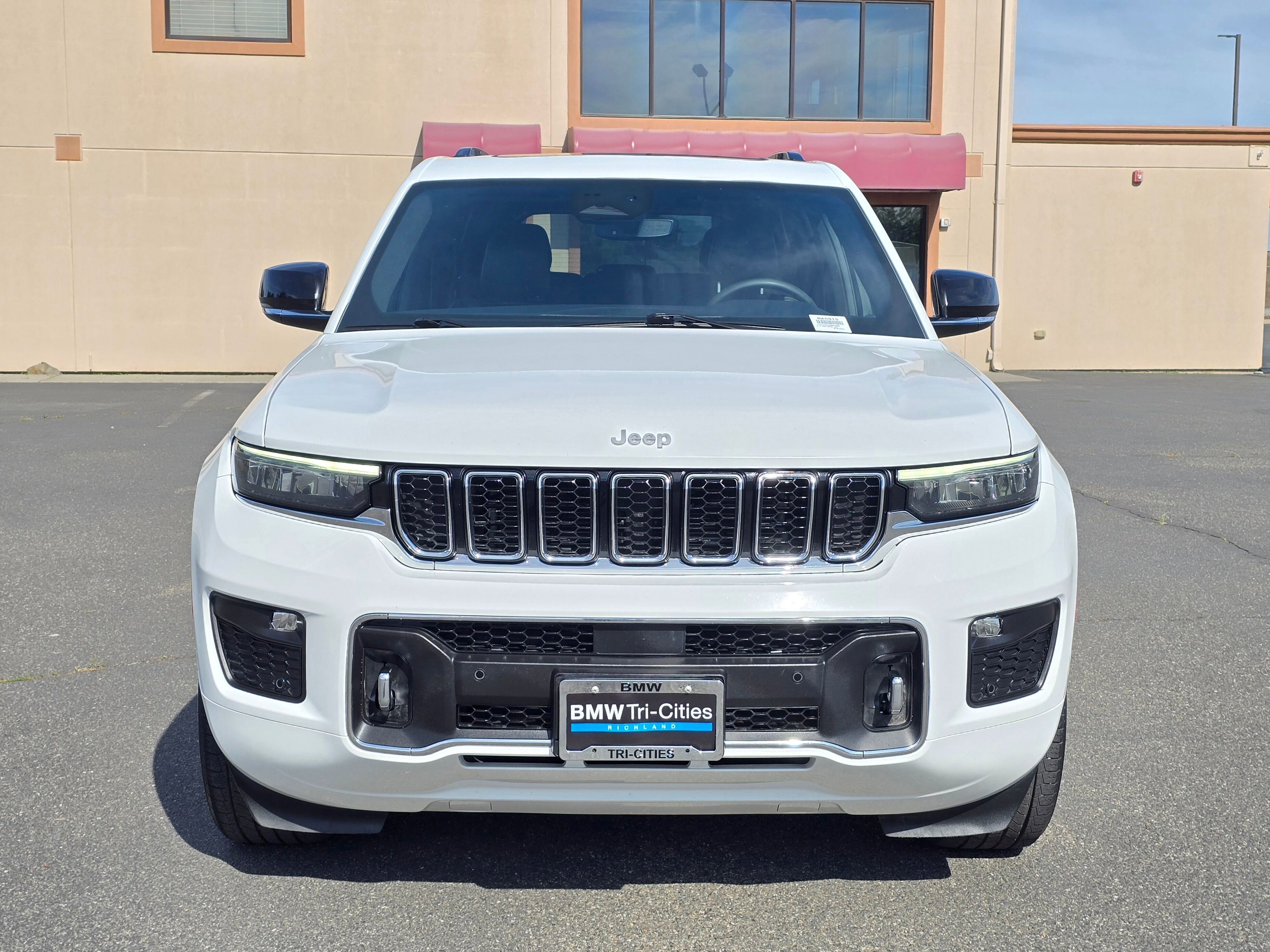 Used 2024 Bright White Clearcoat Jeep Overland image 38