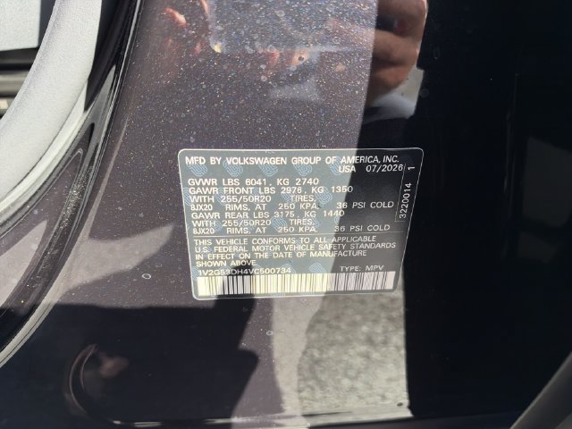 New 2027 Deep Black Pearl Volkswagen SE w/Technology image 26