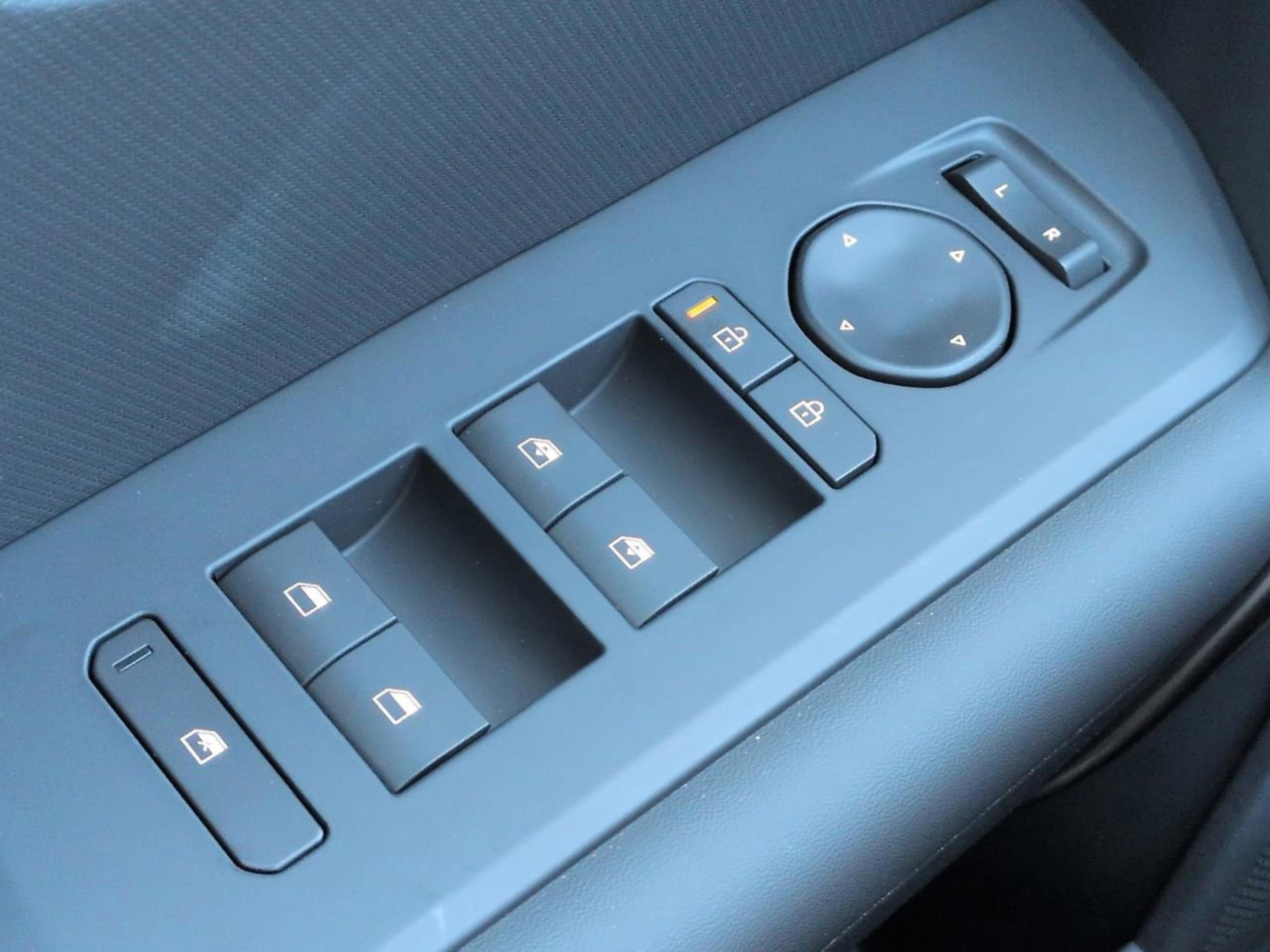 New 2027 Frost Blue Kia X-Line SX image 29
