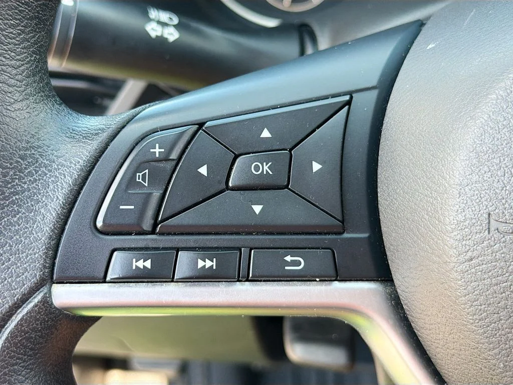 2022 Nissan Altima SV - Photo 16