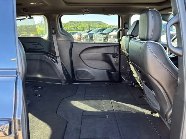 Used 2021 Black Chrysler Limited AWD image 22