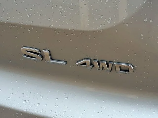 Used 2025  Nissan SL image 27