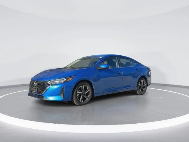 Used 2025 Blue Nissan SV image 4