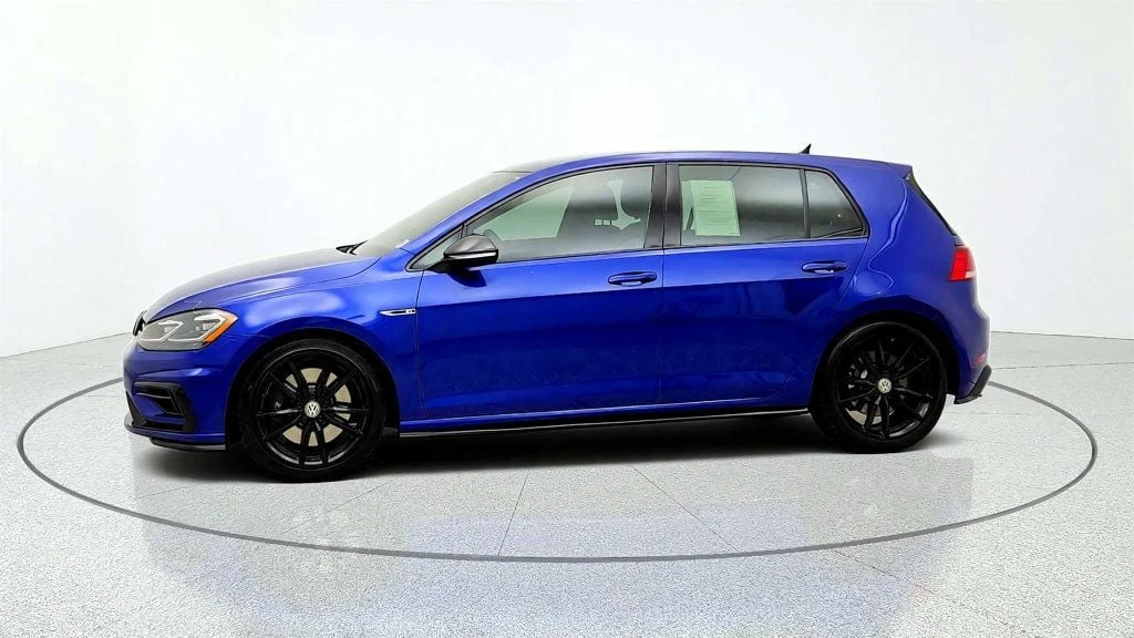 Used 2019 Lapiz Blue Metallic Volkswagen 2.0T Manual w/DCC/Nav image 8
