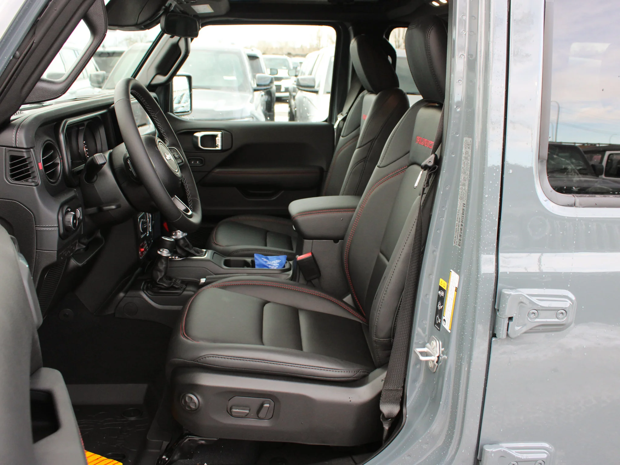 New 2026 Dark blue Jeep Rubicon* 4 Door 4x4, Nappa Leather, Safety Group, Front/Rear Lockers image 8