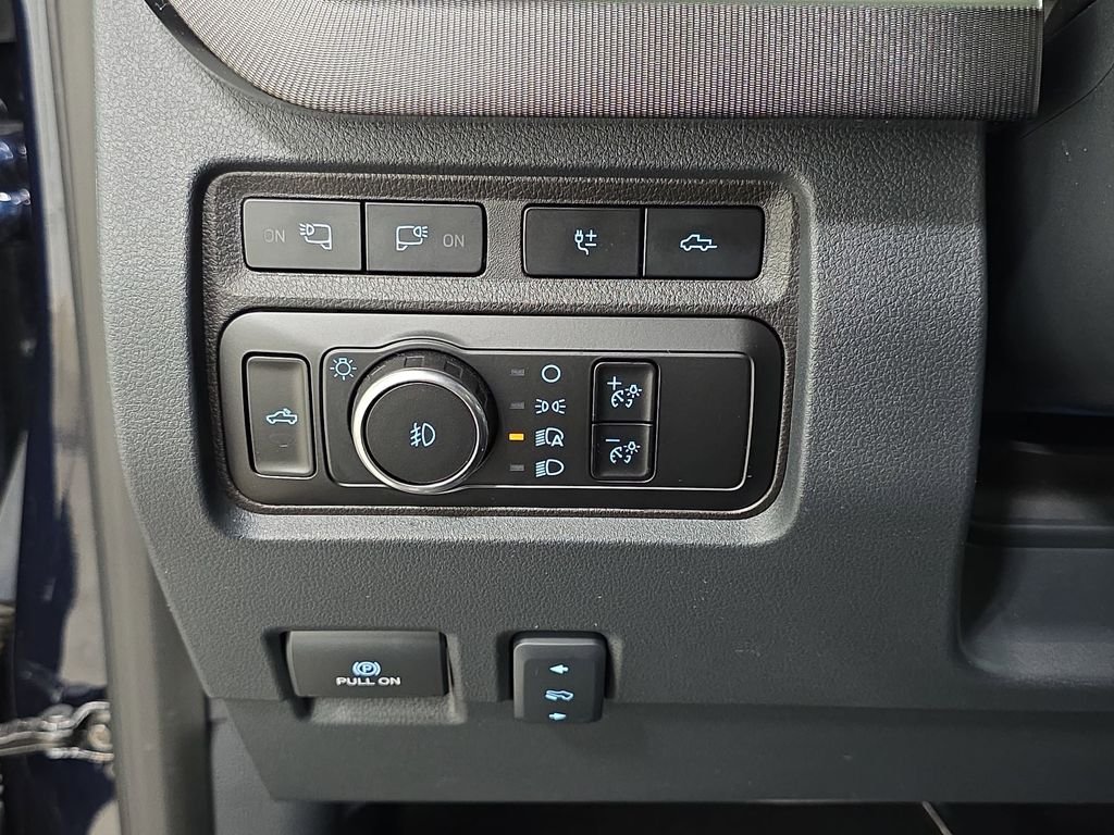 Used 2024 Blue Metallic Ford Platinum image 26