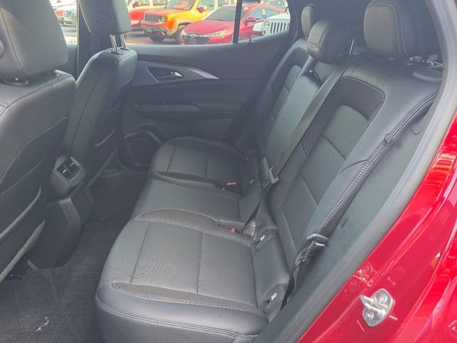 2024 Chevrolet Equinox EV LT - Photo 29
