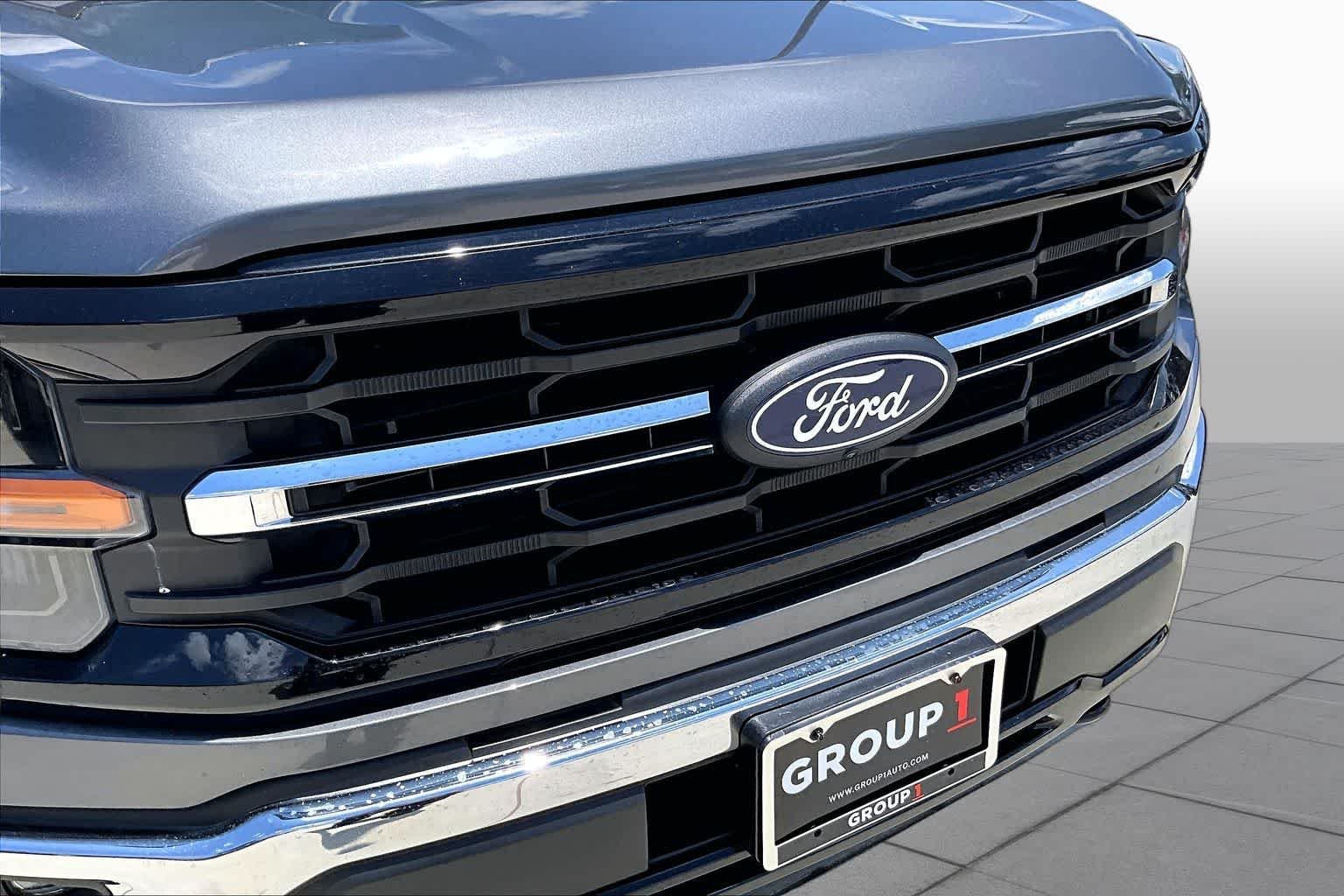 Used 2024 Carbonized Gray Ford XLT image 28