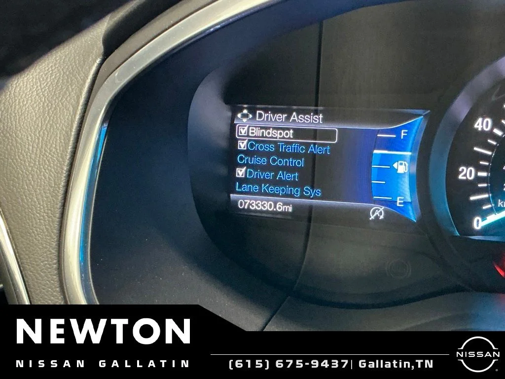 Used 2019 White Platinum Clearcoat Metallic Ford Titanium image 32