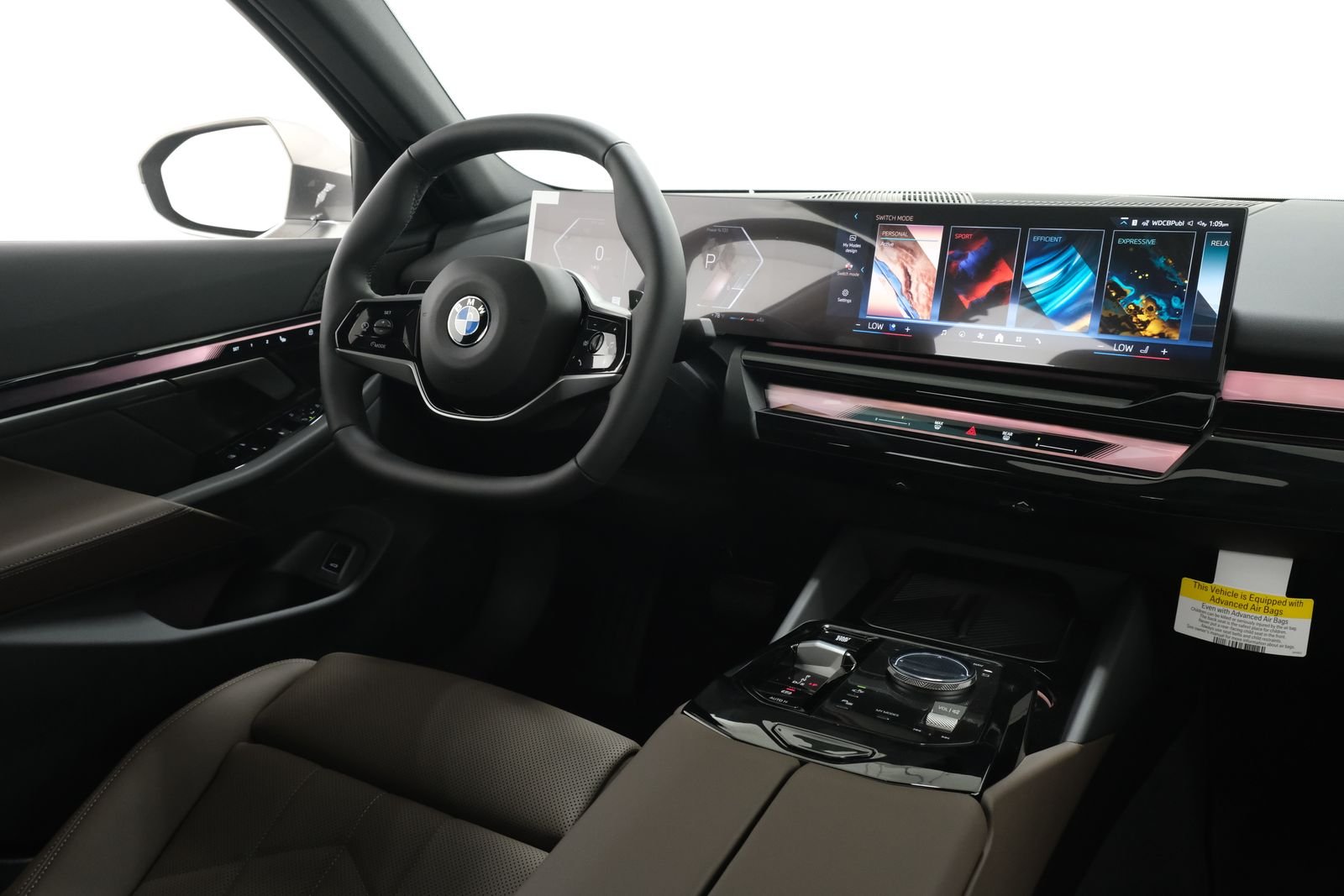 New 2027 Oxide Grey Metallic BMW 530i xDrive image 10