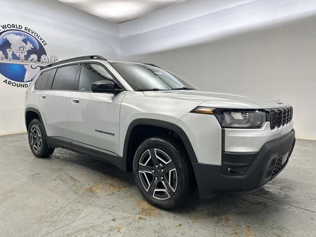New 2026 Silver Zynith Clear-Coat Exterior Paint Jeep Laredo image 11