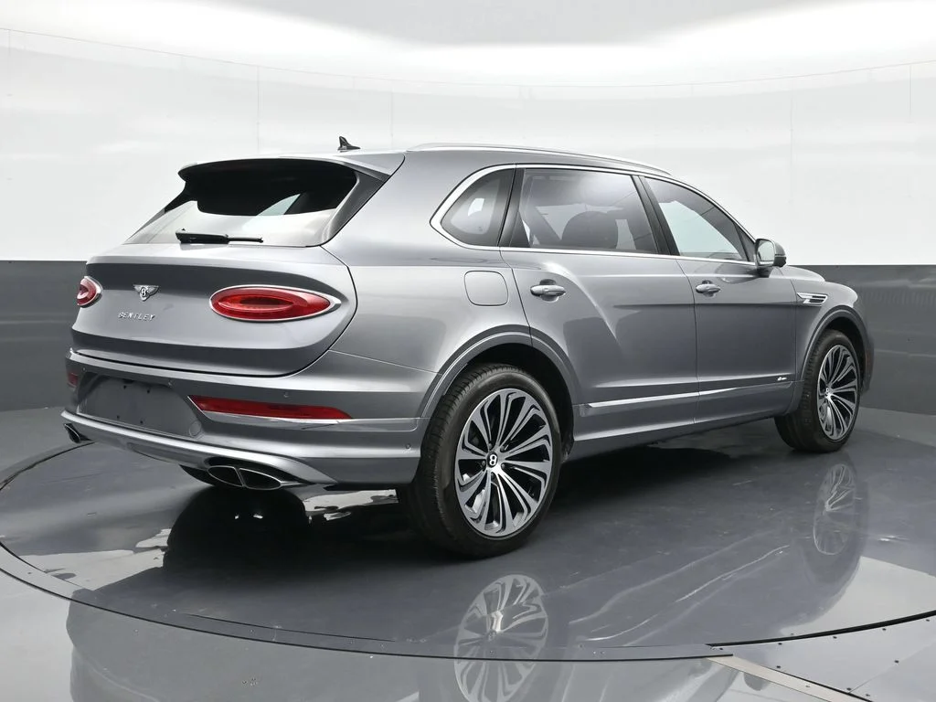 Certified Used 2024  Bentley  image 14