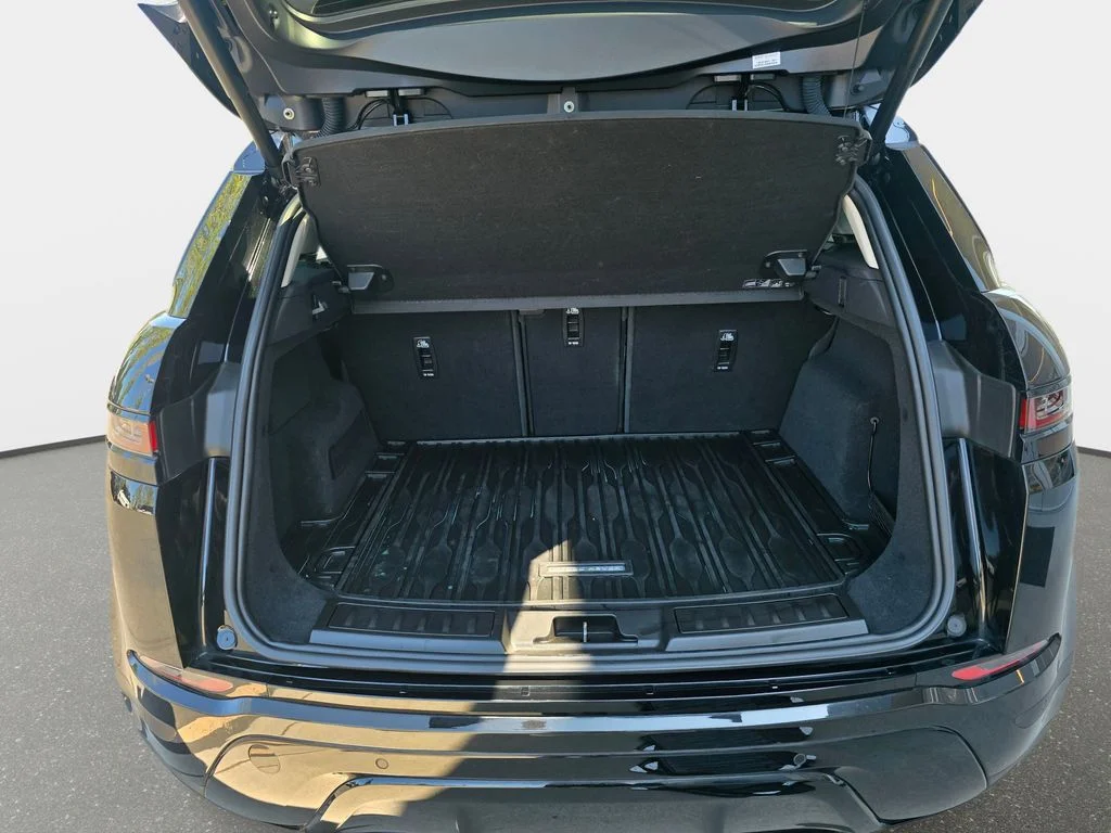 Used 2020 Black Land Rover S image 14