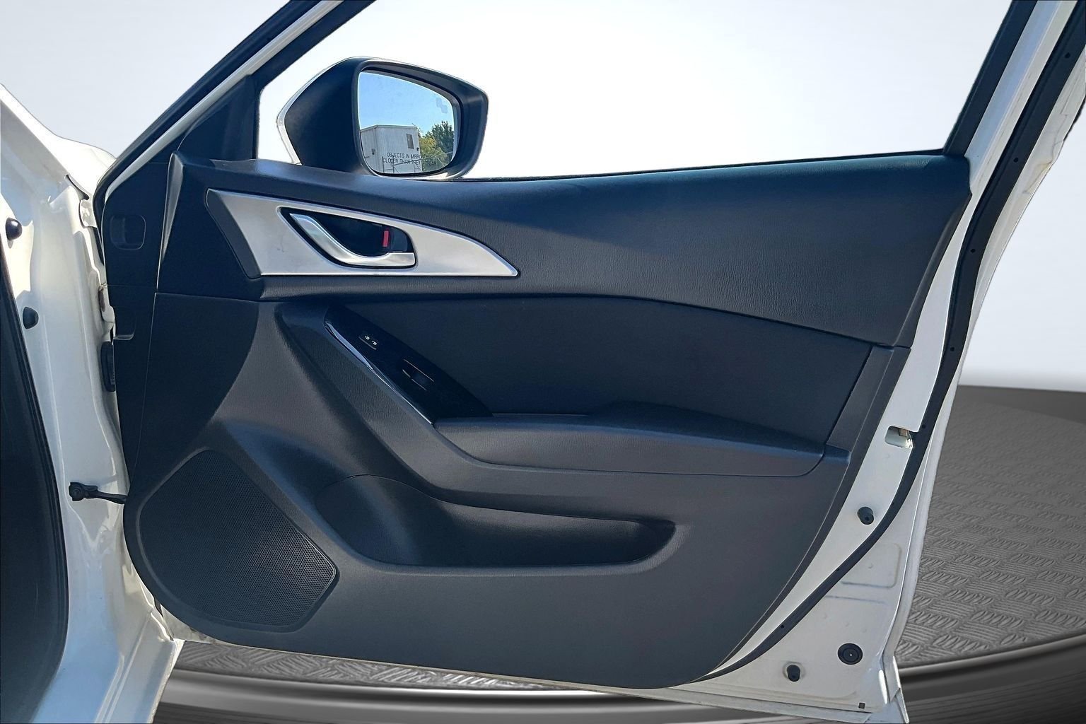 Used 2018 White Mazda Sport image 26